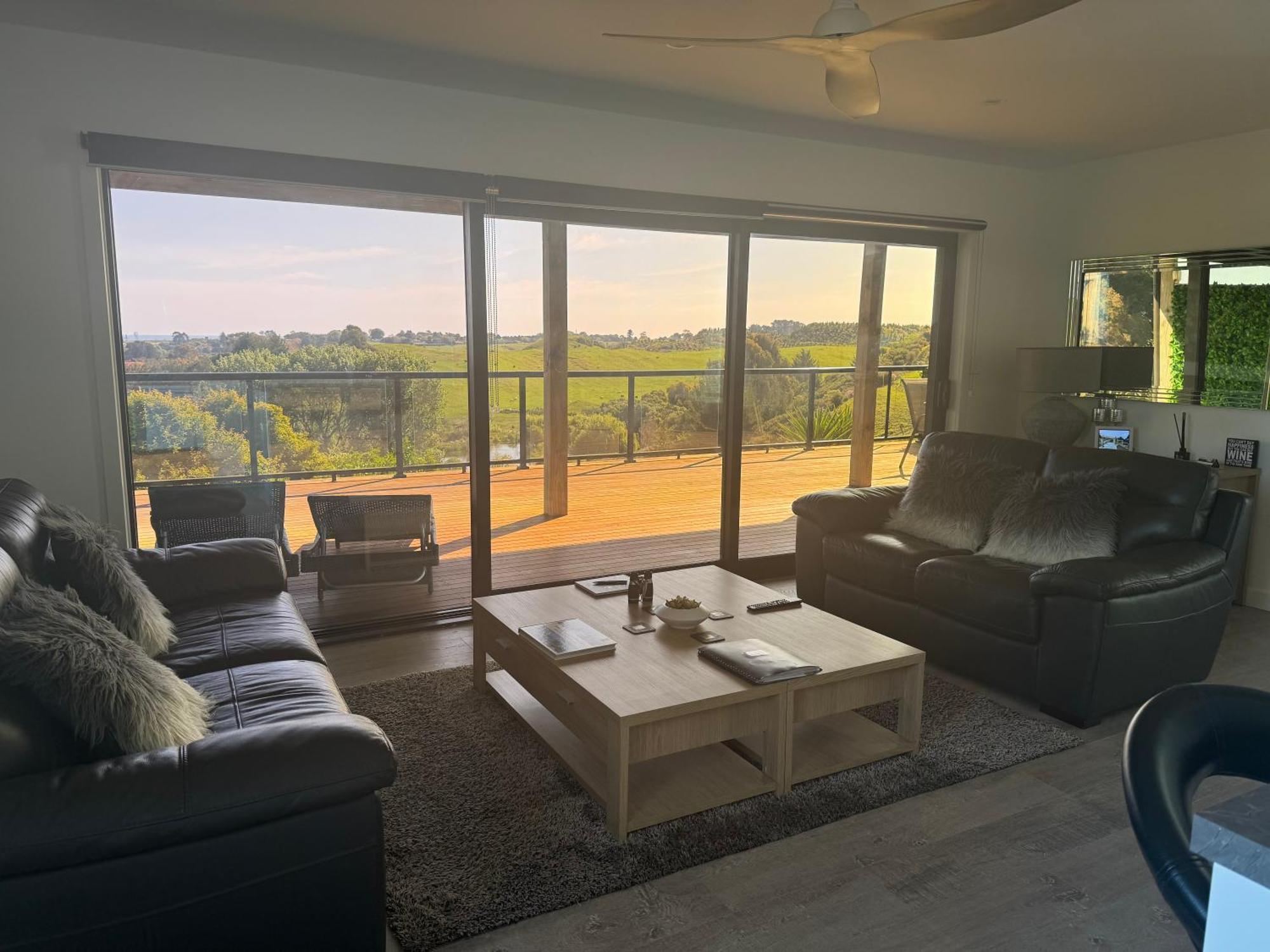Little House On The Hill Villa Whanganui Exterior photo