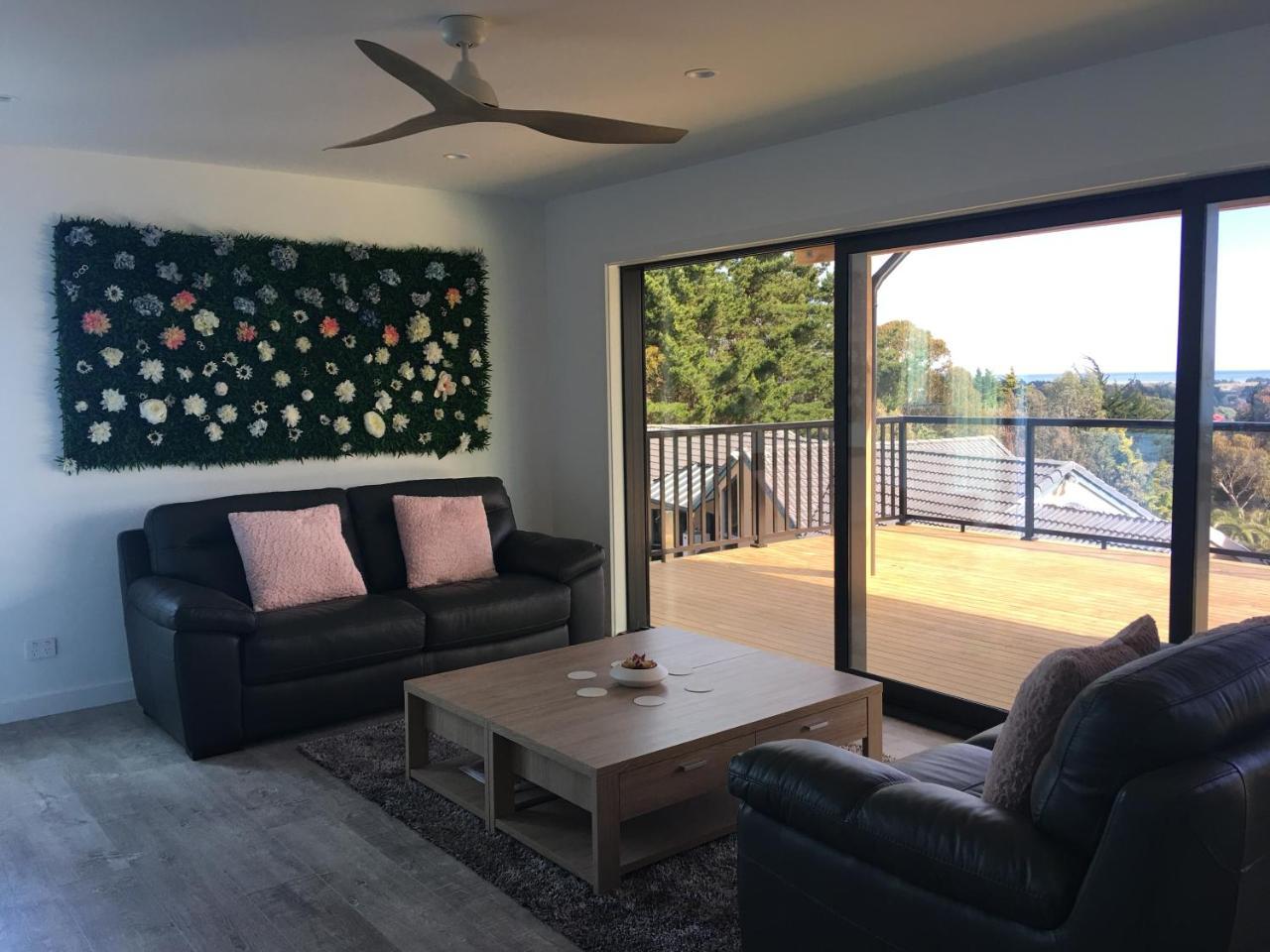 Little House On The Hill Villa Whanganui Exterior photo